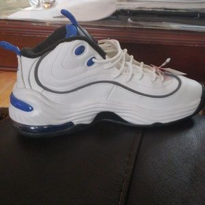 Penny Hardaway sneakers